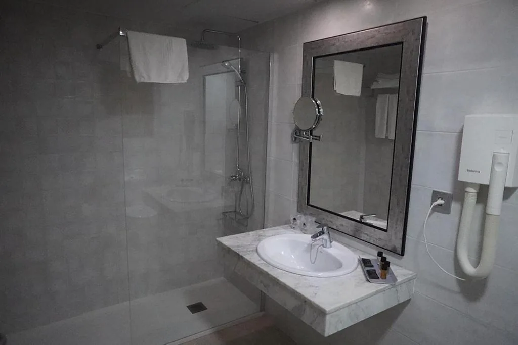 Habitación Estándar — Hotel Alba Seleqtta