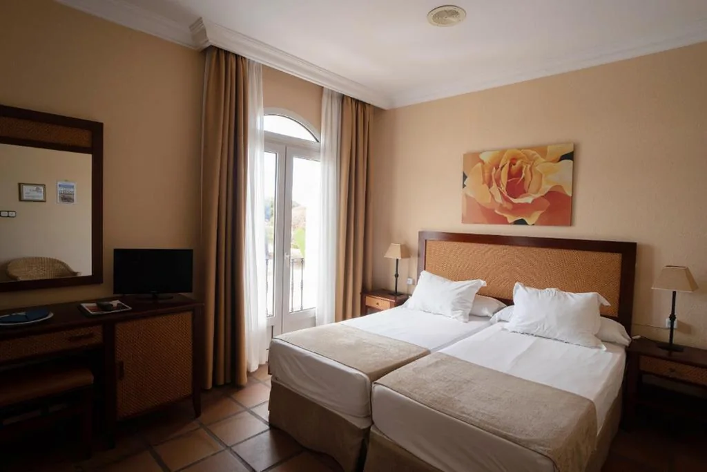 Quarto Duplo - 2 camas — Hotel Albaida Nature