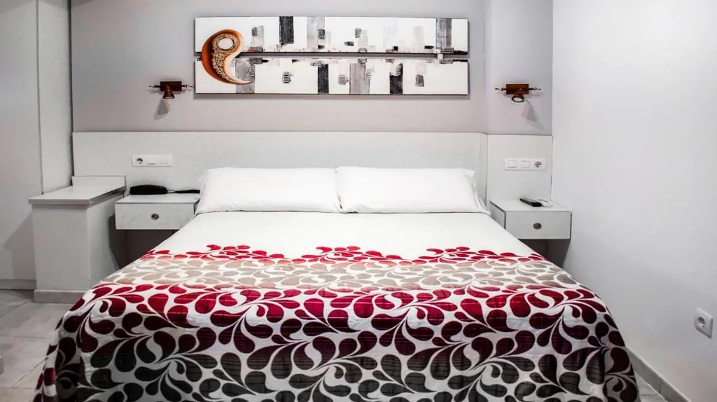 Chambre individuelle — Hotel Albero