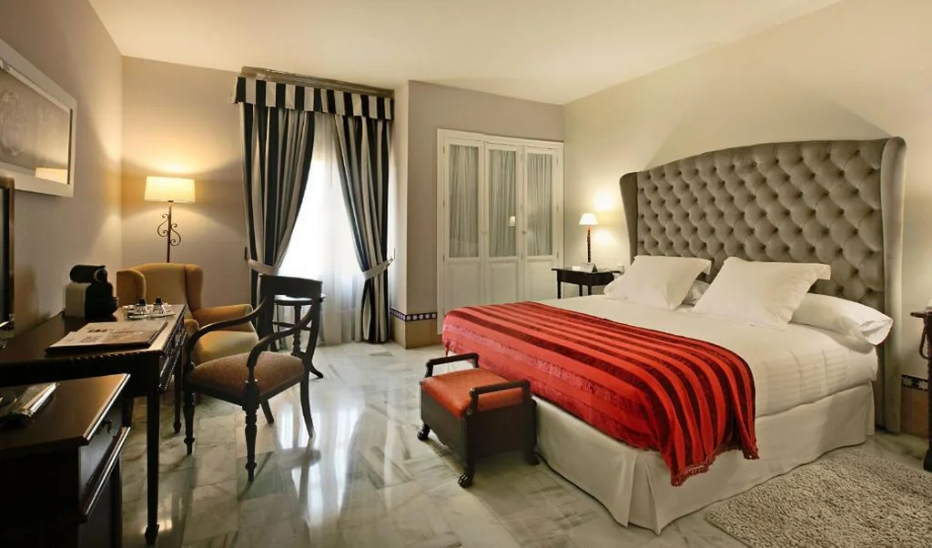 Junior Suite — Hotel Alcázar de la Reina