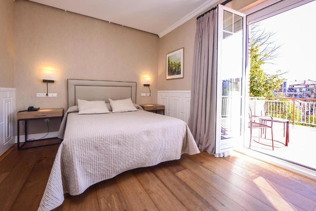 Habitación Doble con terraza — Hotel Alcazar Irun