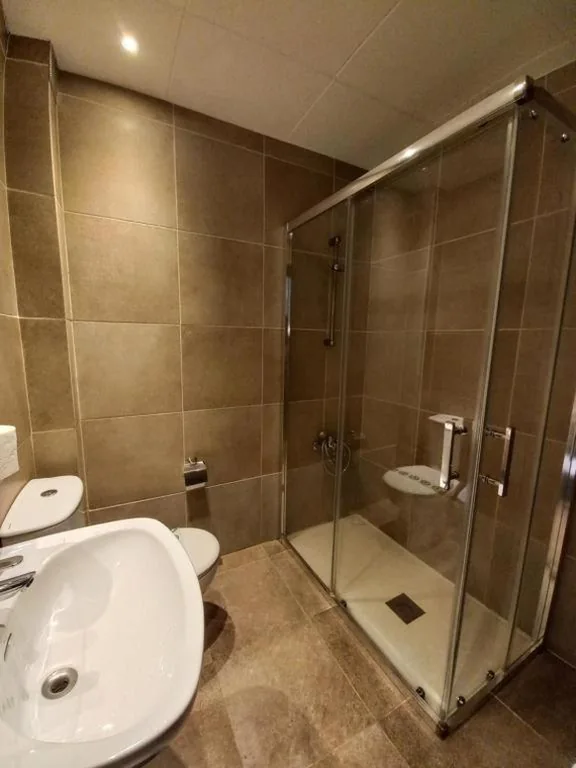 Habitación Estándar - Cama extragrande — Hotel Alegret