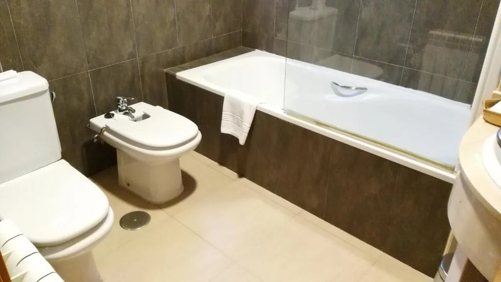 Quarto Duplo - 1 ou 2 camas — Hotel Alfageme