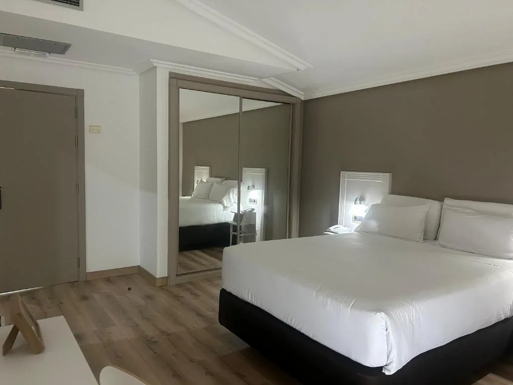 Habitación Doble Superior — Hotel Alfonso I