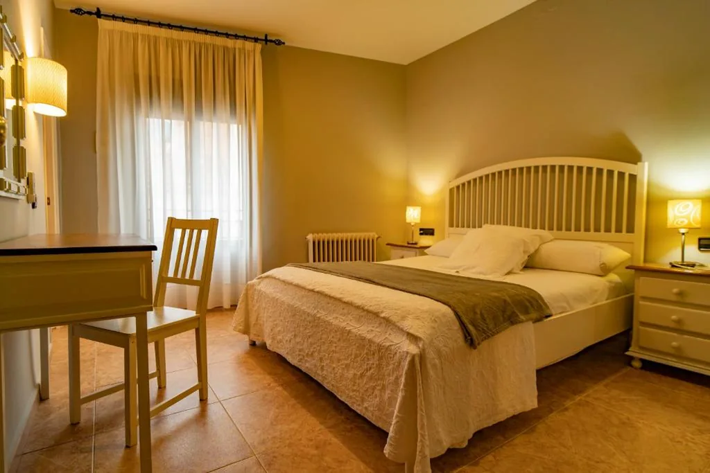 Camera doppia - 1 o 2 letti — Hotel Alfonso IX