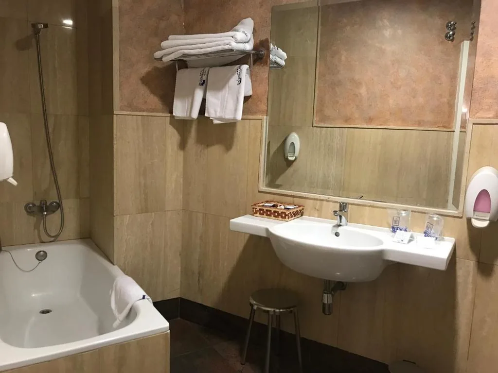 Habitación Doble — Hotel Alfonso VIII De Cuenca