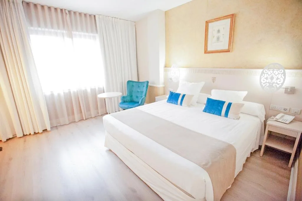 Suite Junior — Hotel Alfonso VIII