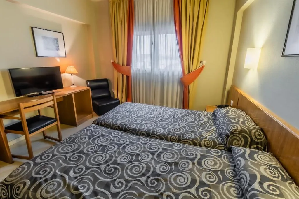 Quarto Duplo — Hotel Alhama