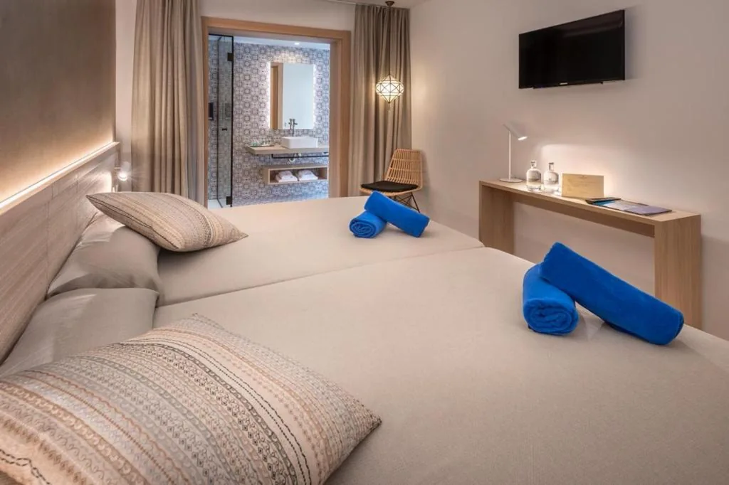 Premium-Vierbettzimmer — Hotel Alhambra