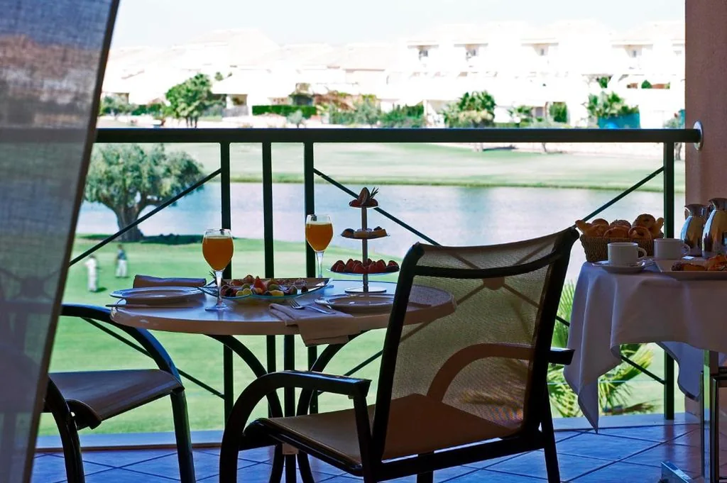 Deluxe-Doppelzimmer – 1 oder 2 Betten — Hotel Alicante Golf
