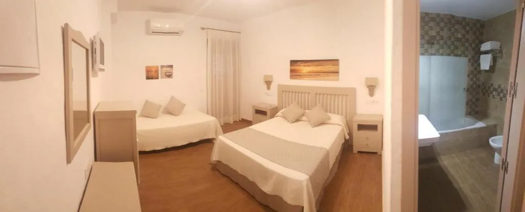 Hotel Almadrabeta
