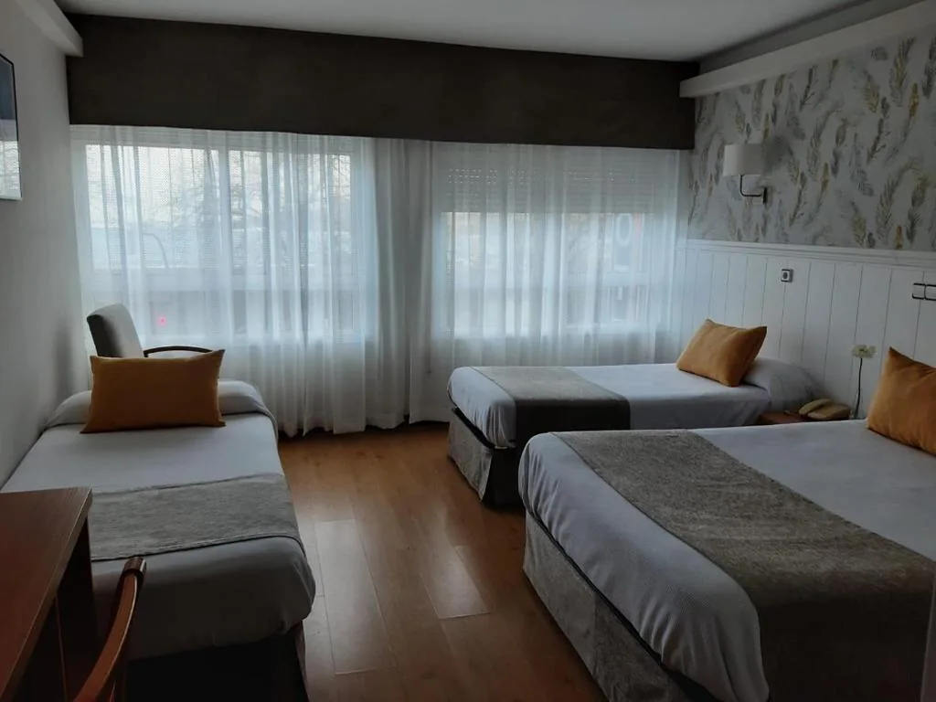 4人部屋 — Hotel Almirante