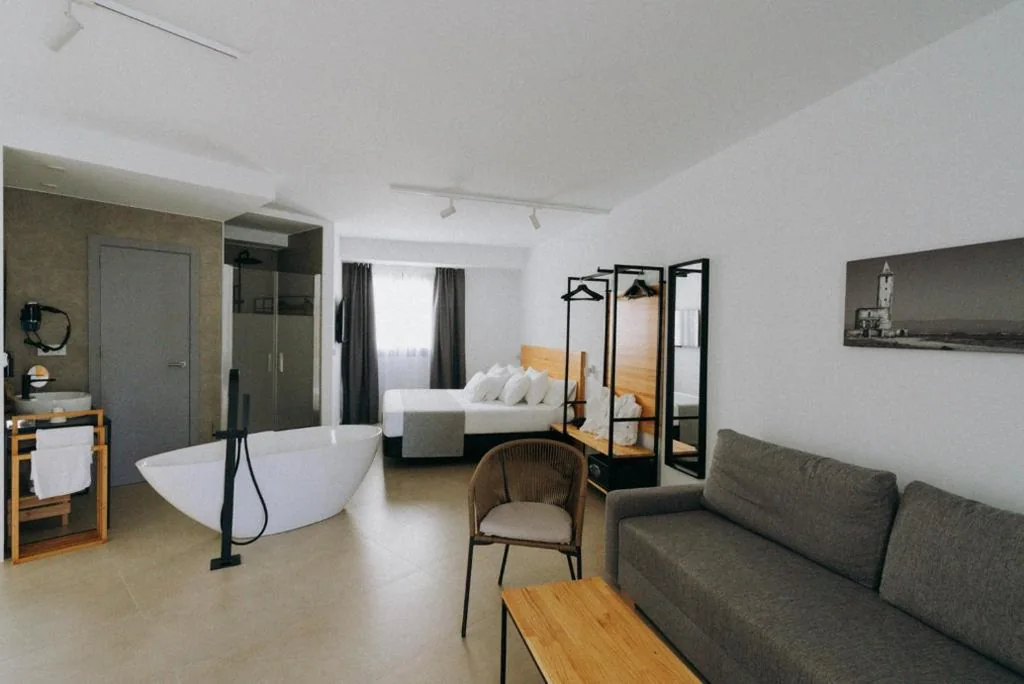 Suite con terraza — HOTEL ALOVE