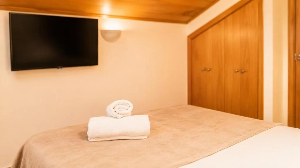 Camera Doppia Economica — Hotel Alta Garrotxa