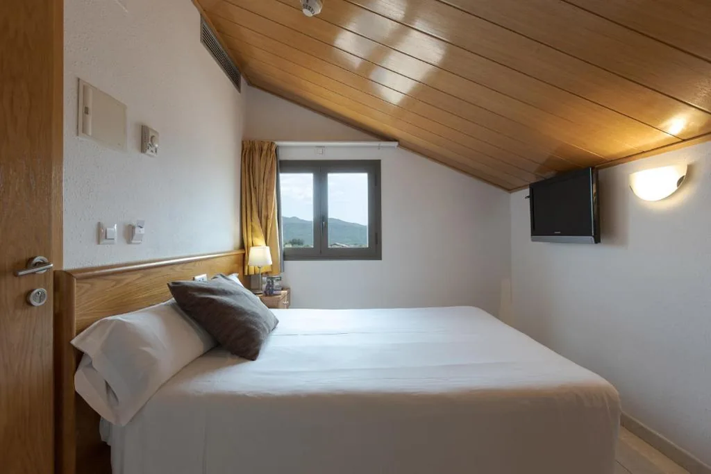 Camera Doppia Standard - 2 letti — Hotel Alta Garrotxa