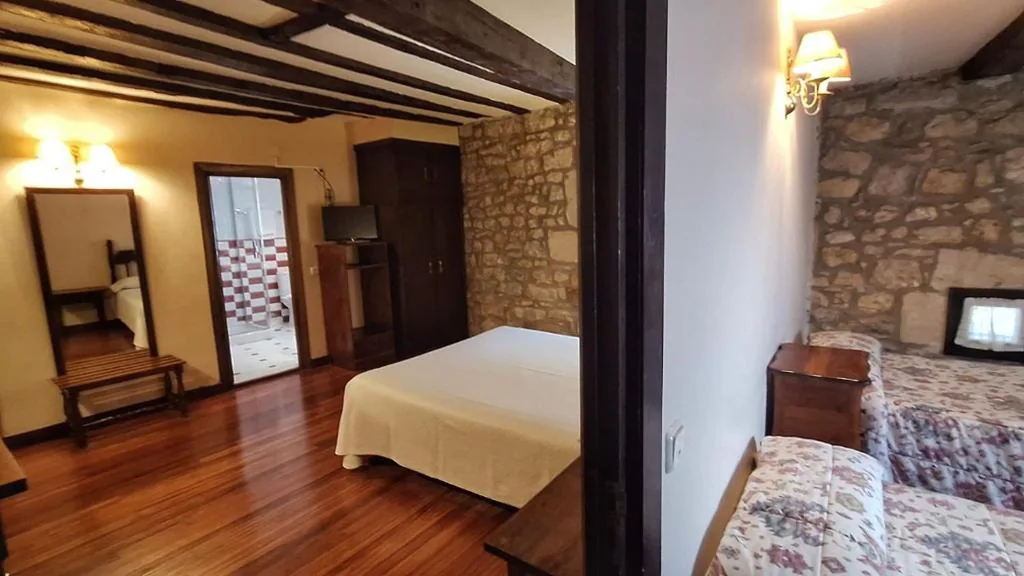 Quadruple Room — Hotel Altamira