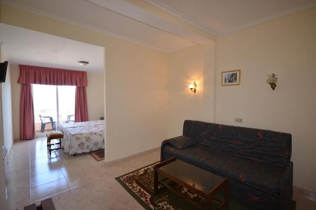 Triple Room with Sea View — Hotel Altariño