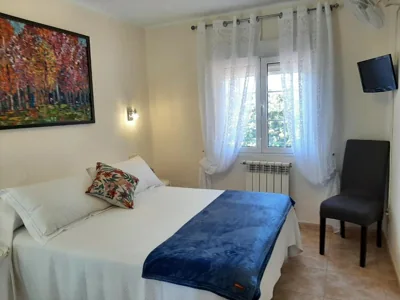Hotel Alvaro frente Palacio-Museo Selgas — photo 8