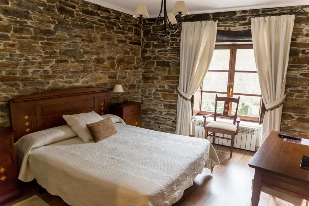 Habitación Doble - 1 o 2 camas — Hotel Ambasmestas