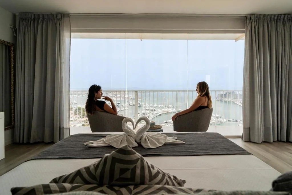 Suite Junior con vistas al mar — Hotel Amic Horizonte