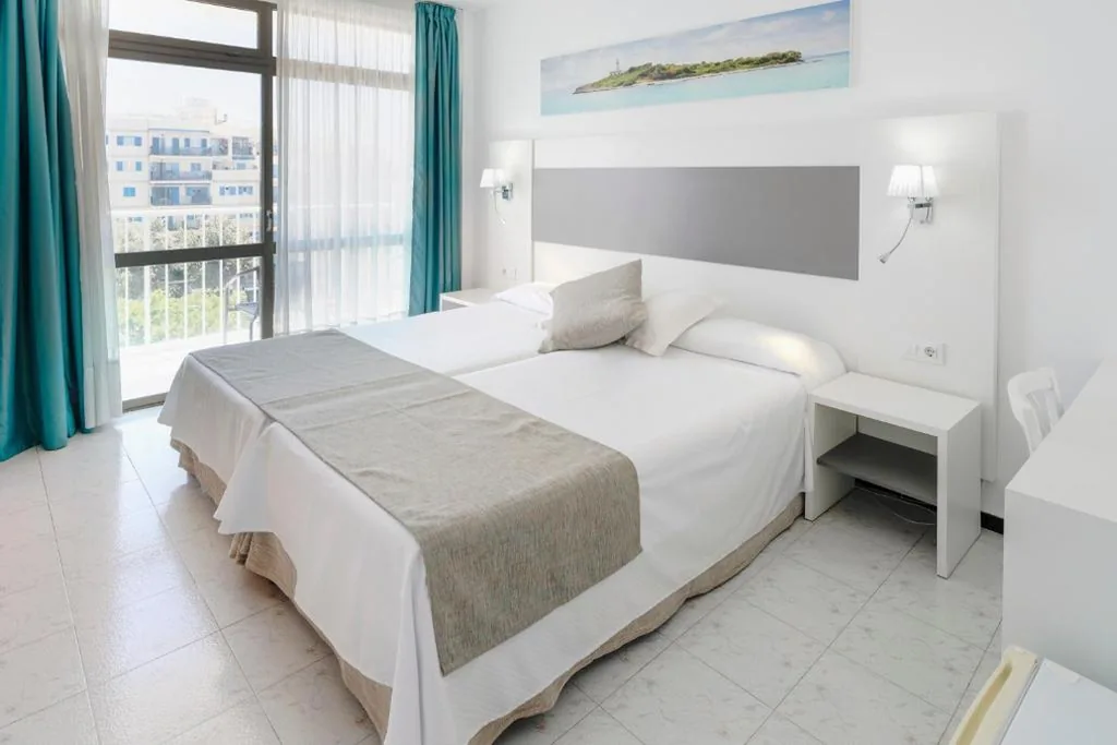 Zweibettzimmer — Hotel Amic Miraflores