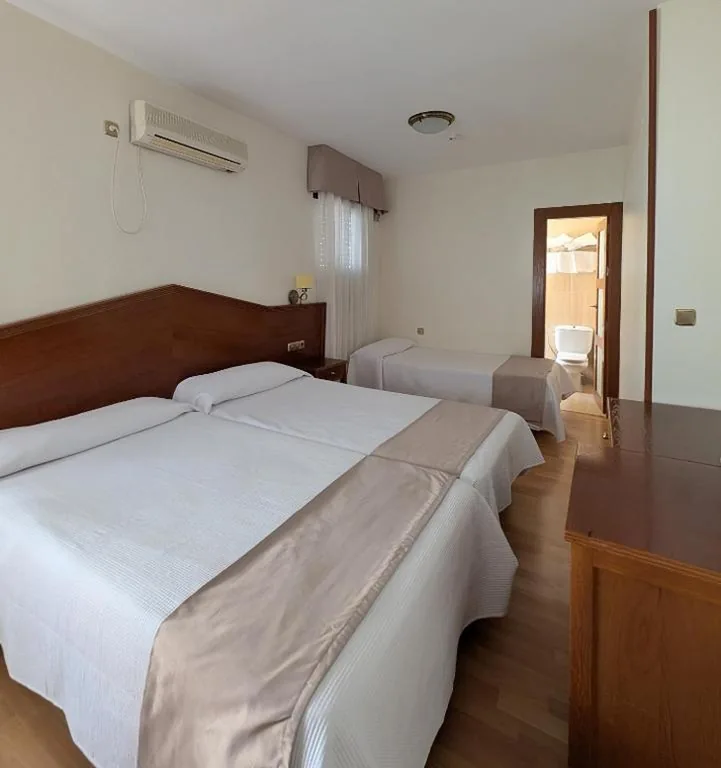 Triple Room — Hotel Anabel Baza
