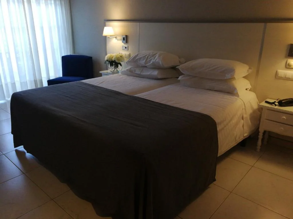 Camera Doppia - 1 o 2 letti — Hotel Ancora SANXENXO