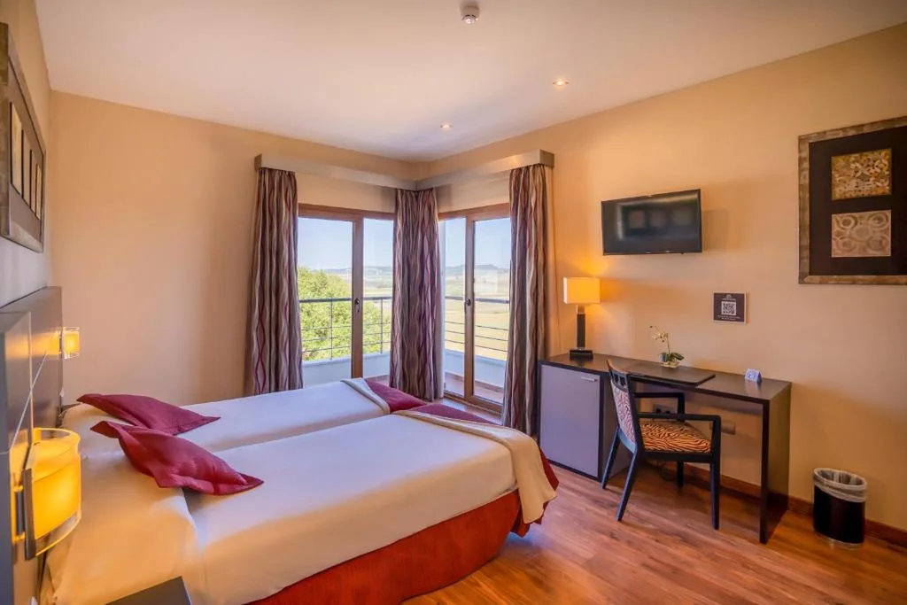 Deluxe Driepersoonskamer (3 volwassenen) — Hotel Andalussia