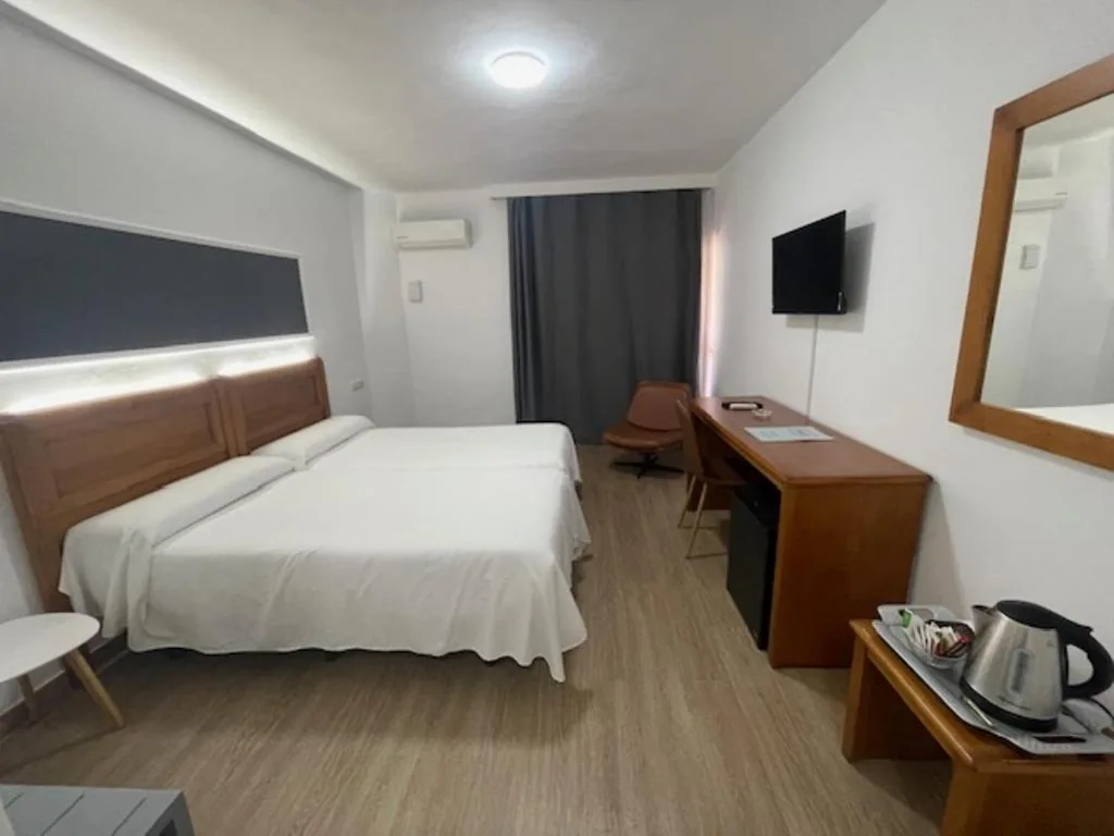 ツインルーム — Hotel Anfora