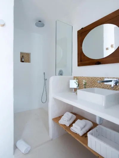 HOTEL ANHEL — Foto 8