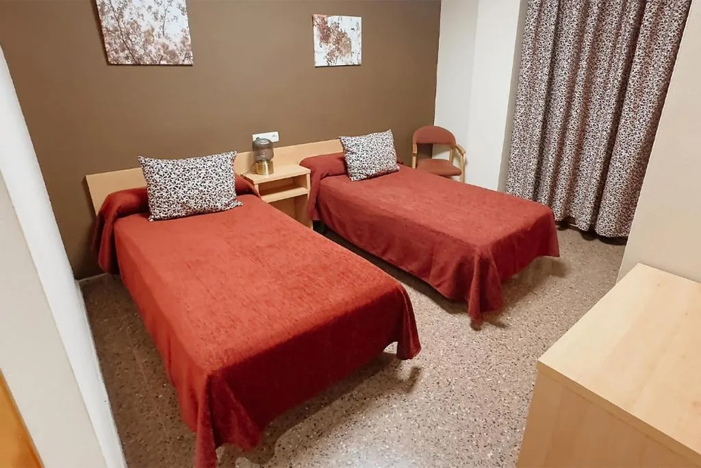 Camera doppia con 2 letti — Hotel Anna
