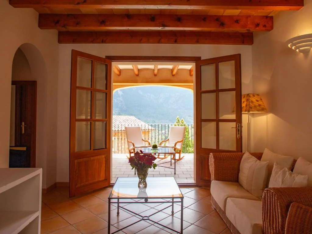 Apartamento de 2 dormitorios con terraza (4 adultos) — Hotel Apartament Sa Tanqueta De Fornalutx - Adults Only