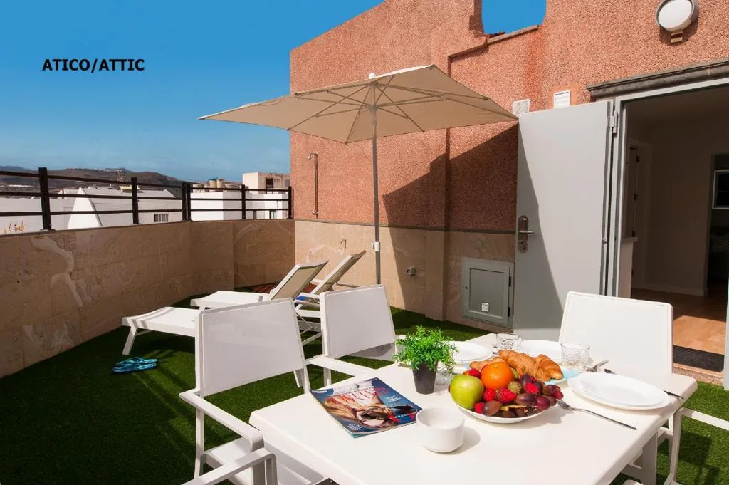 Apartamento con terraza — Hotel Apartamento Bajamar