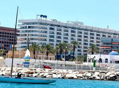 Hotel Apartamentos Fuengirola private studio — foto 7