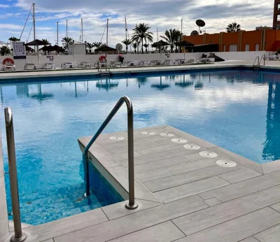 Hotel Apartamentos Fuengirola private studio — foto 12