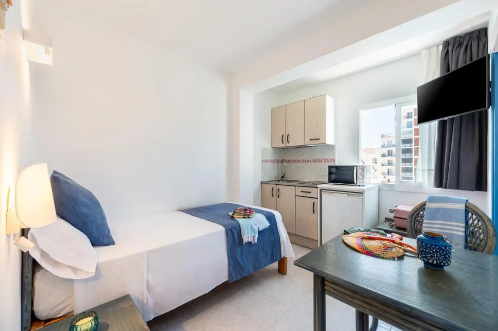 Estudio Individual — Hotel Apartamentos Vibra Central City - Adults only