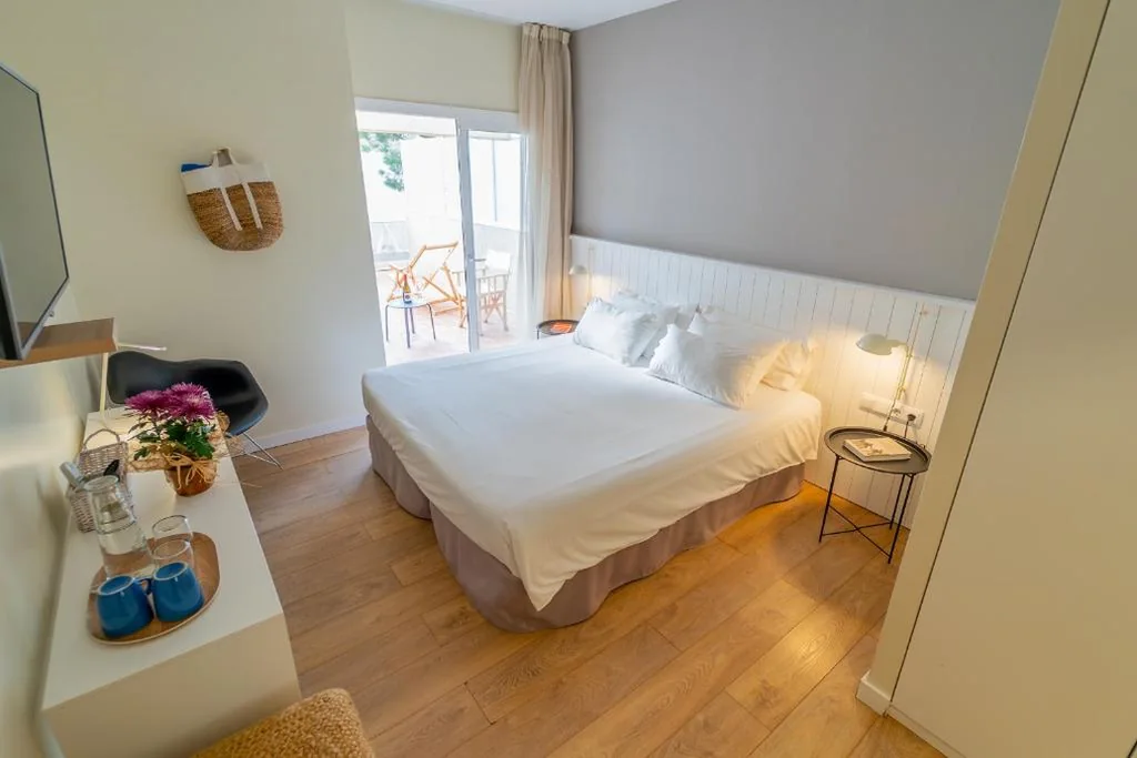 テラス付きダブルルーム（ベッド1台または2台） — Hotel & Apartaments Thalassa Sport & Wellness