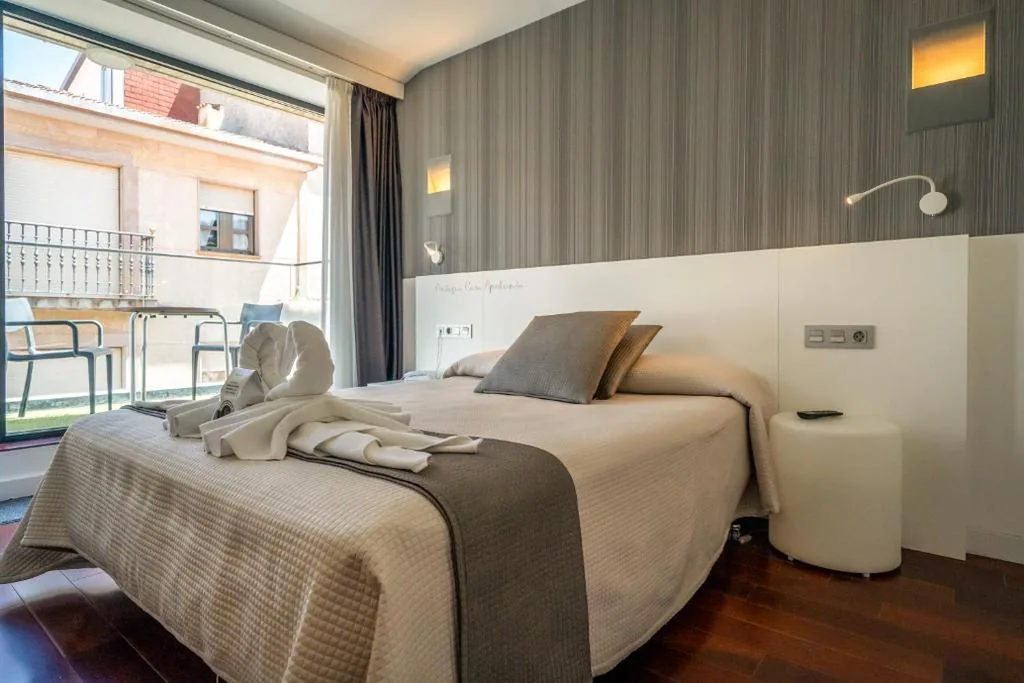 Superior-Doppelzimmer mit Terrasse – 1 oder 2 Betten — Hotel Apolonia Soria