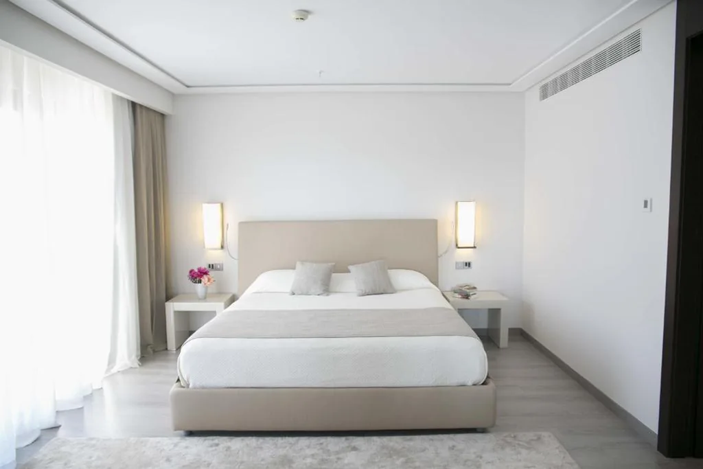 Suite Junior (2 adultos + 1 niño) — Hotel AR Golf Almerimar