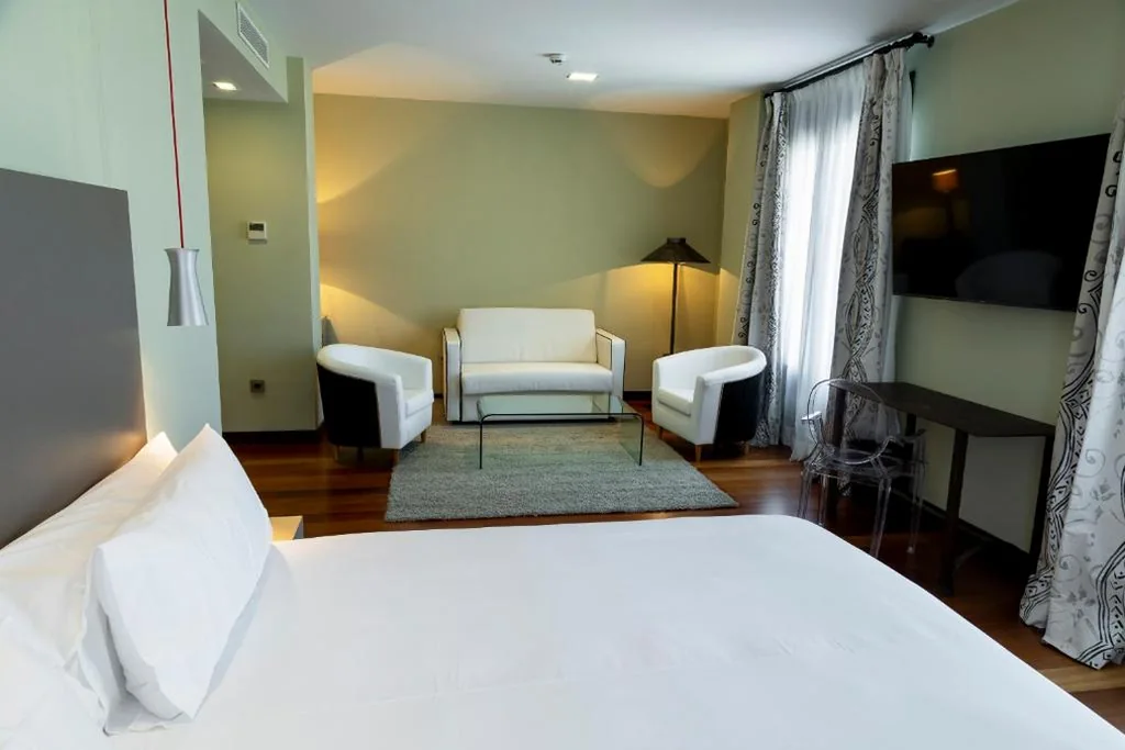Familien-Suite — Hotel AR Isabel de Farnesio