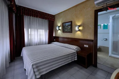 Hotel Aragón — Foto 6