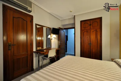 Hotel Aragón — Foto 8