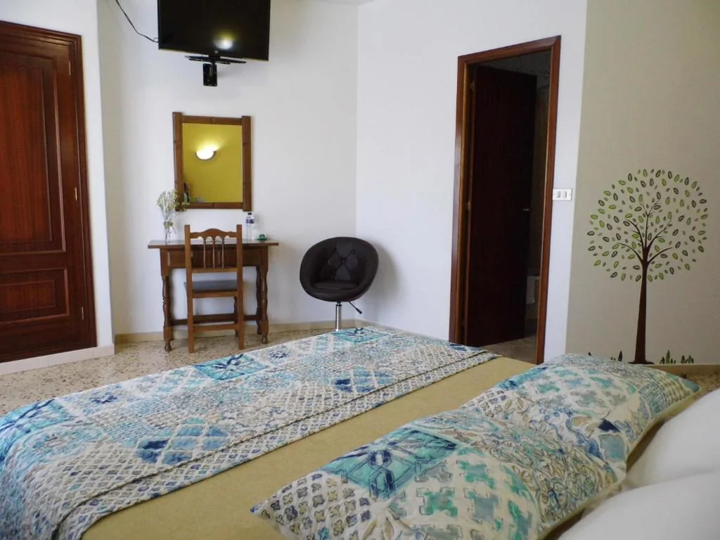Habitación Doble con balcón - 1 o 2 camas — Hotel Arboleda