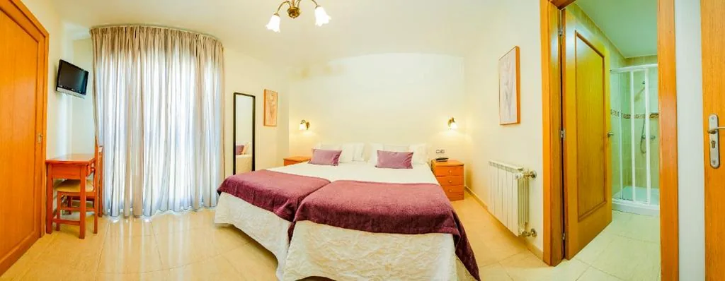 Quarto Duplo - 2 camas — Hotel Arce