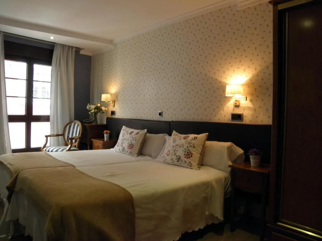 Habitación Doble - 2 camas — Hotel Arco Navia
