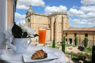 Hotel Arcos Catedral — 照片 4