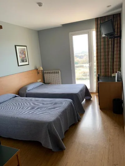 Hotel Área de Calahorra — Foto 7