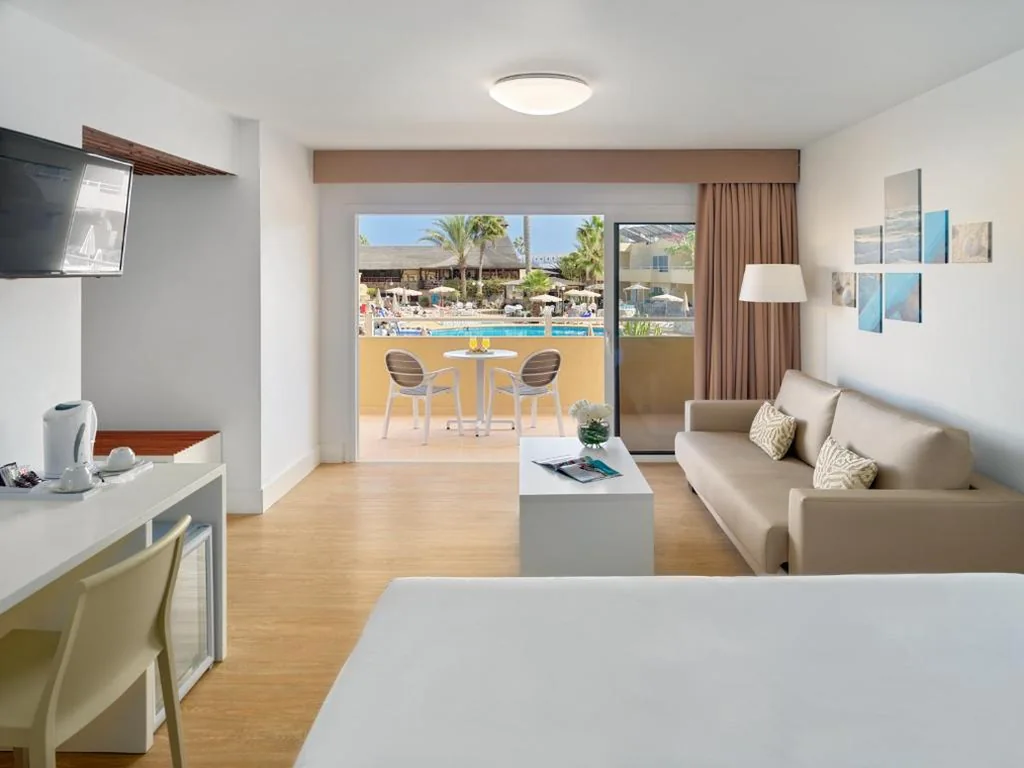 泳池景双人间 — Hotel Arena Suite - Adults Only
