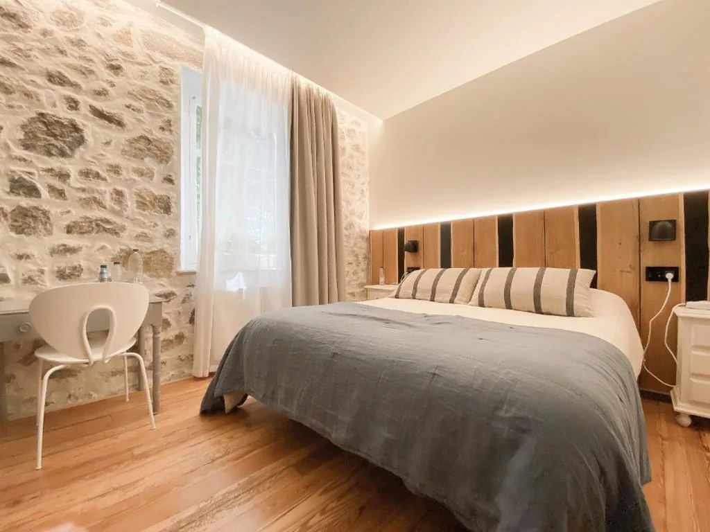 Habitación Doble Deluxe (2 personas) — Hotel Arimune