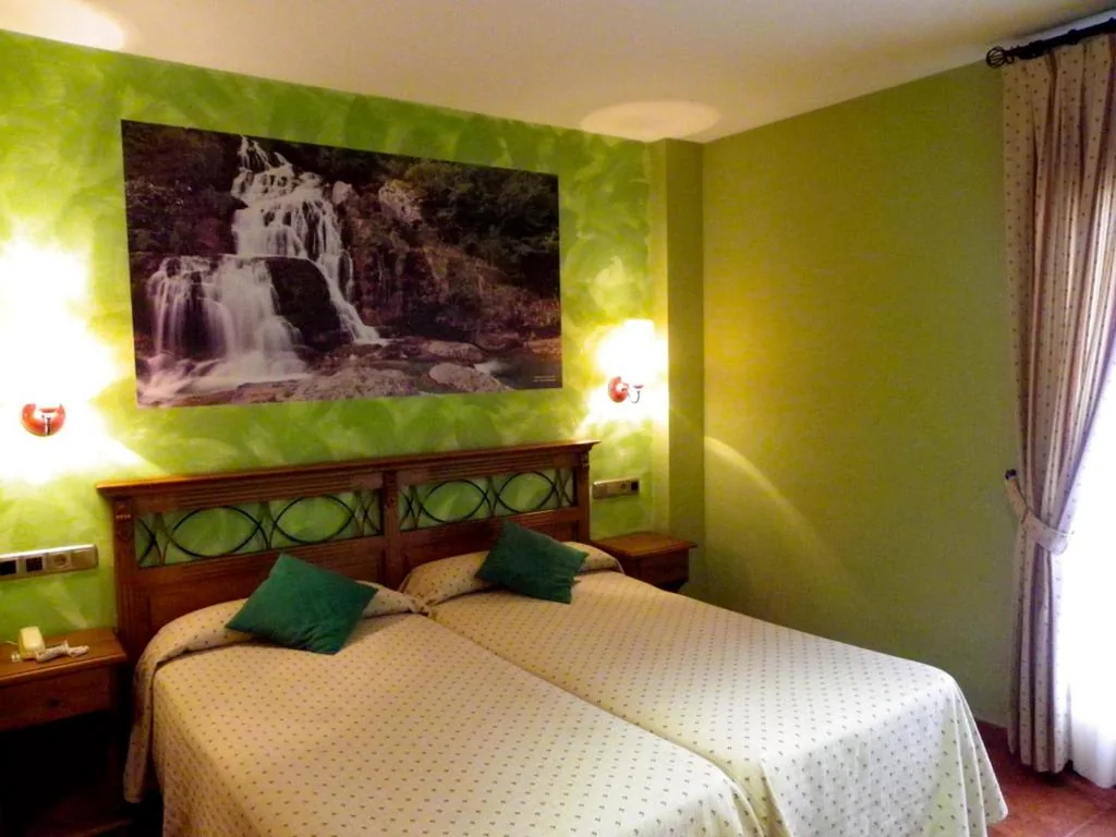 Double Room - 1 or 2 Beds — Hotel Arnal